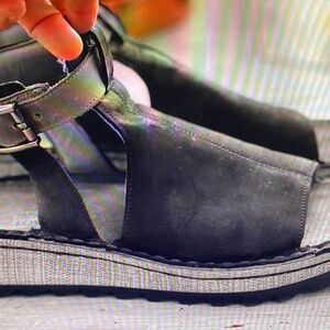 Naot Verbena Suede Ankle Strap Open Toe Platform Wedge Sandal Sz 39 EUR / 8.5 US